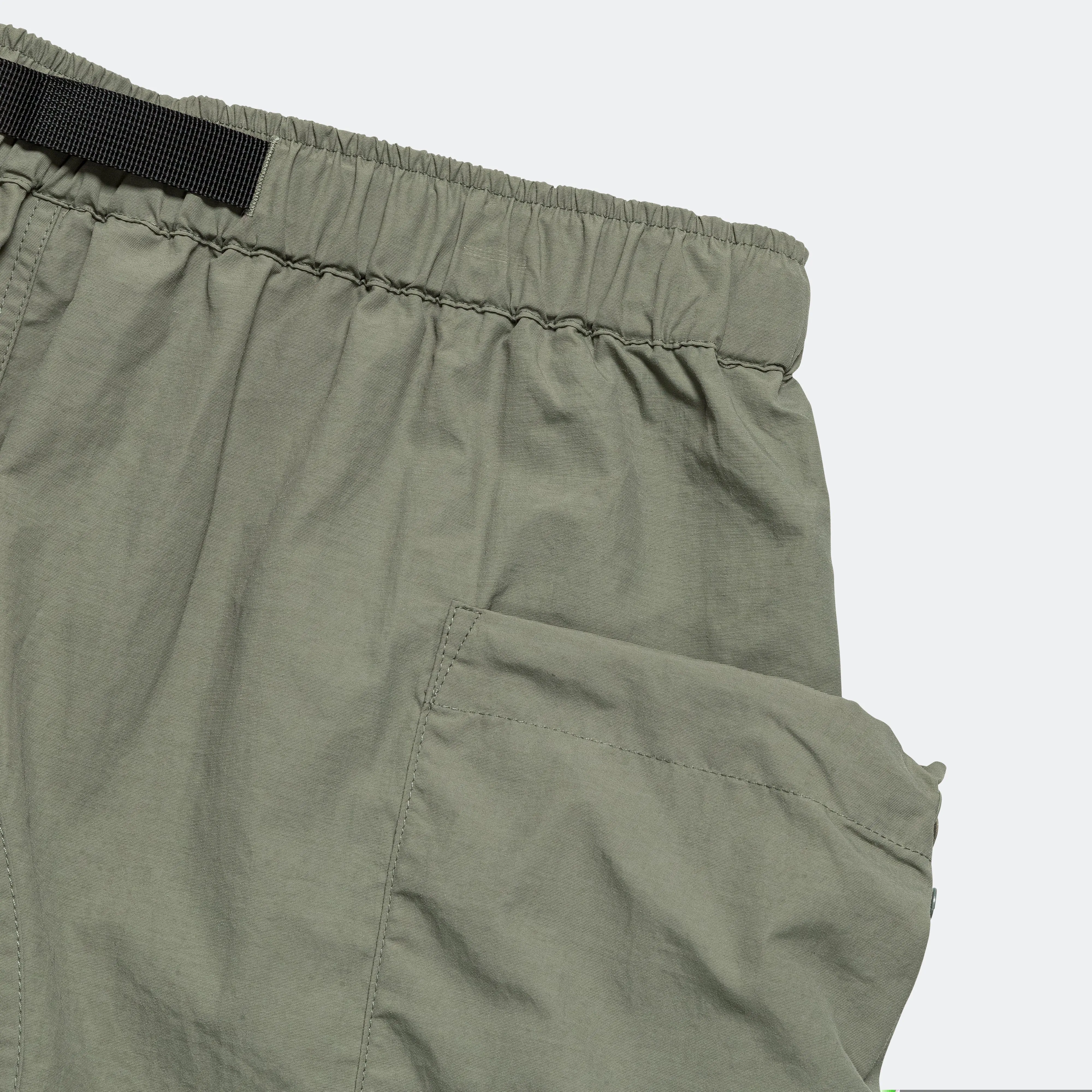 3D Pocketed Belted Shorts - Olive