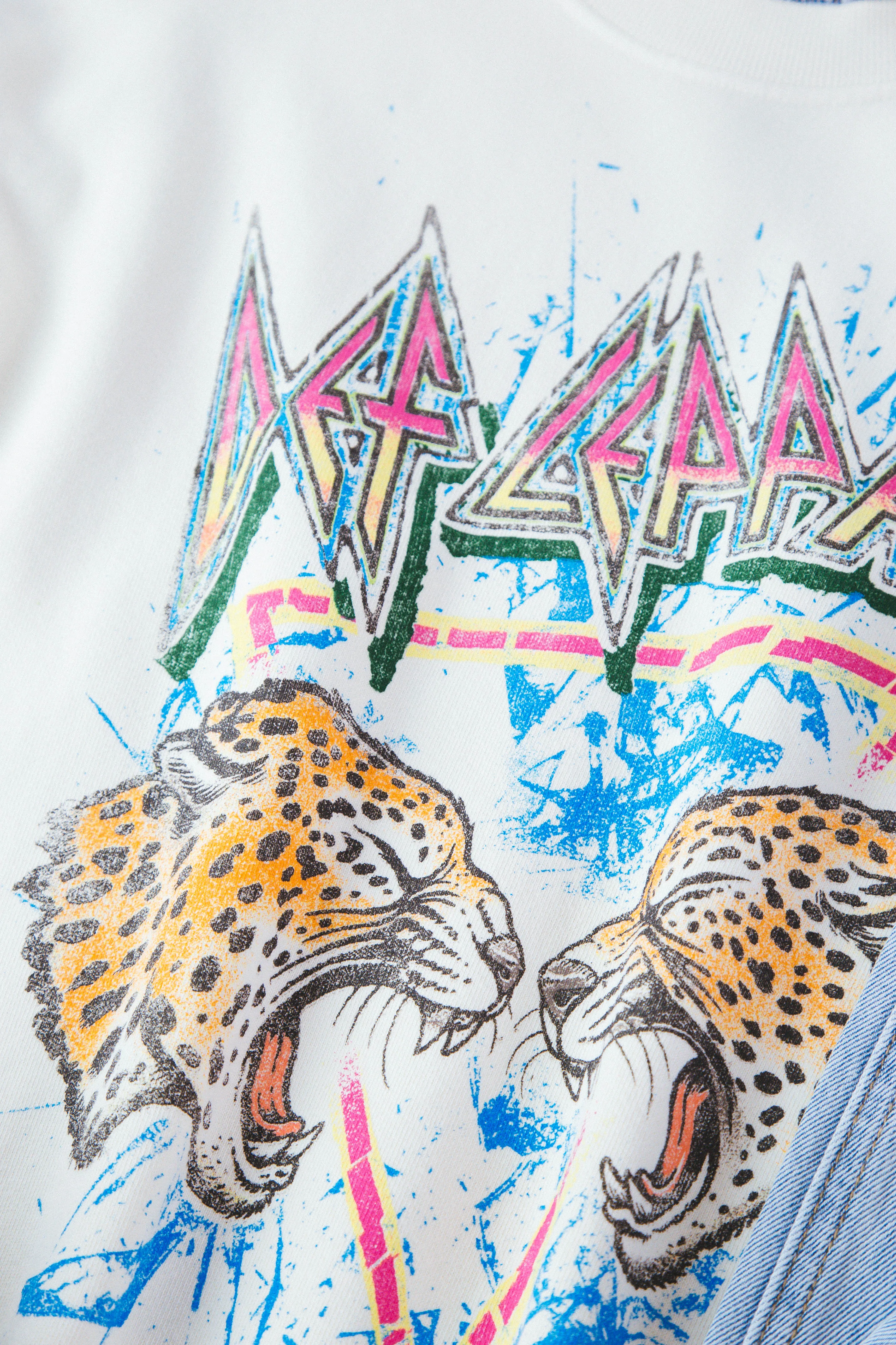 Def Leppard Adrenalize Bf Crew Neck, Stone Vintage | Daydreamer