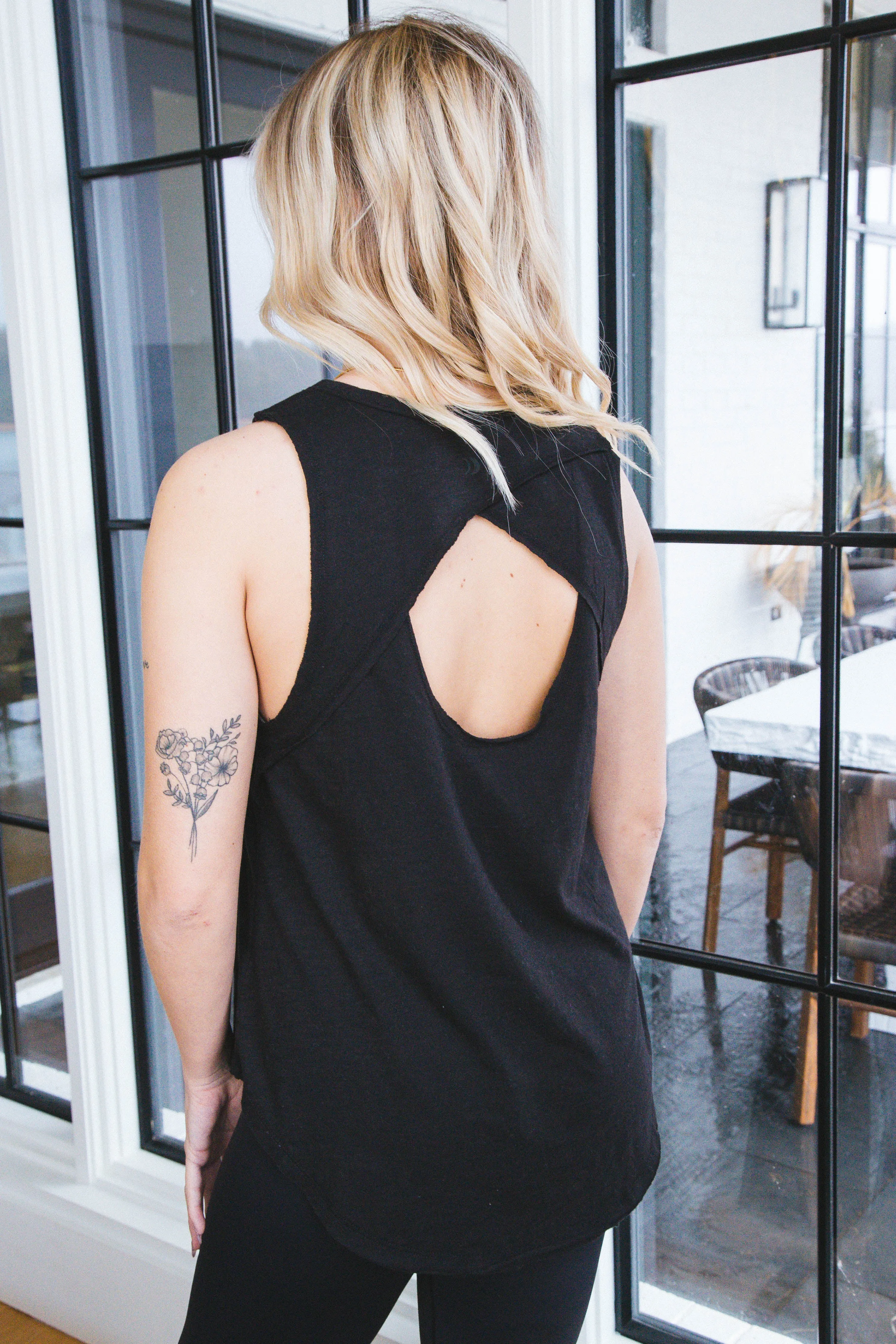 Feel the Breeze Tank, Black | Z Supply