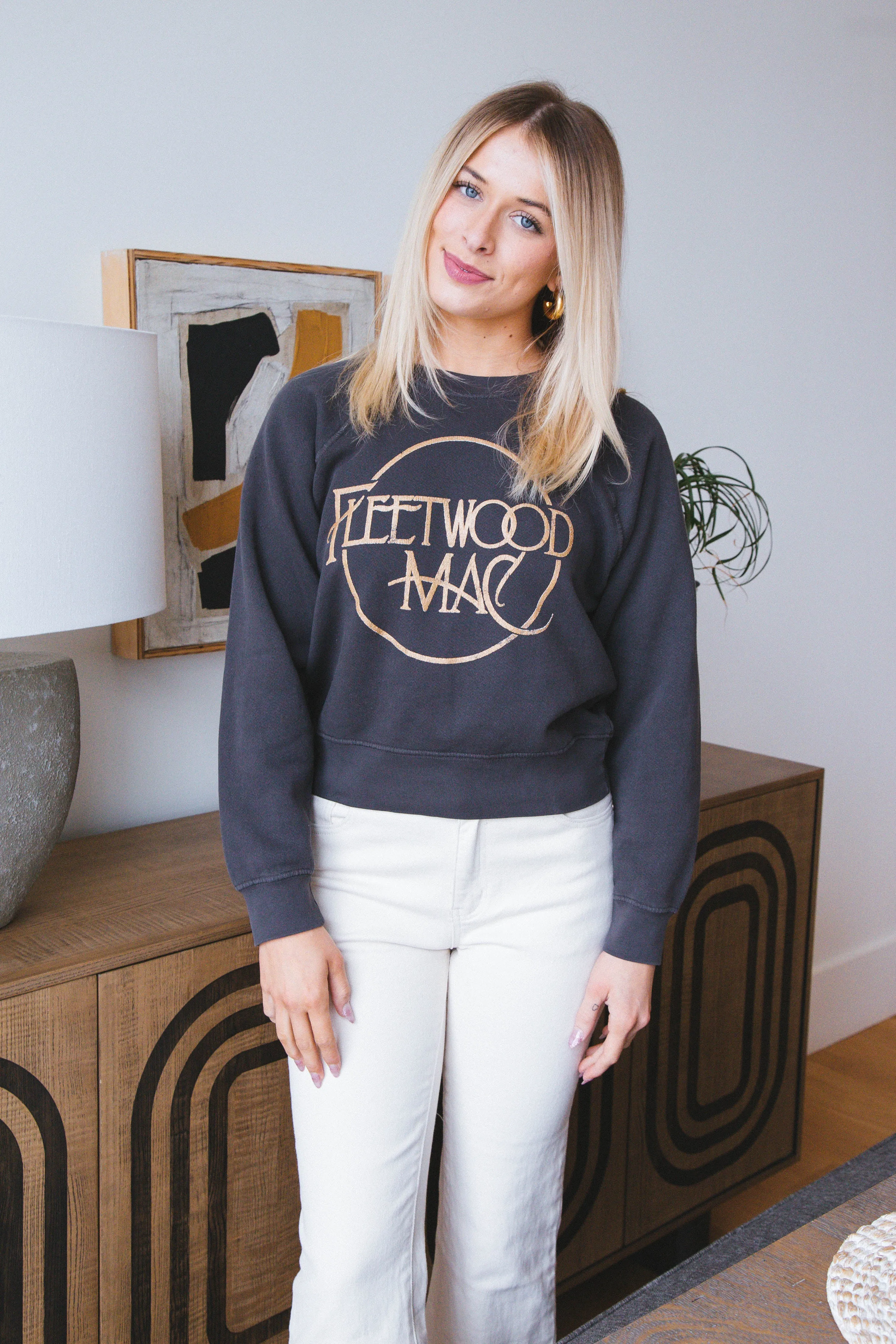 Fleetwood Mac Circle Logo Crewneck, Washed Black | Daydreamer