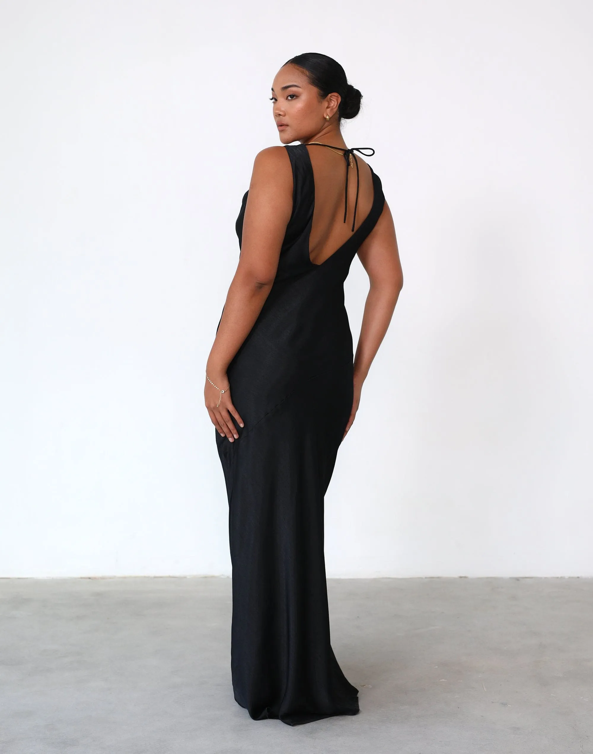 Imogen Maxi Dress (Black)