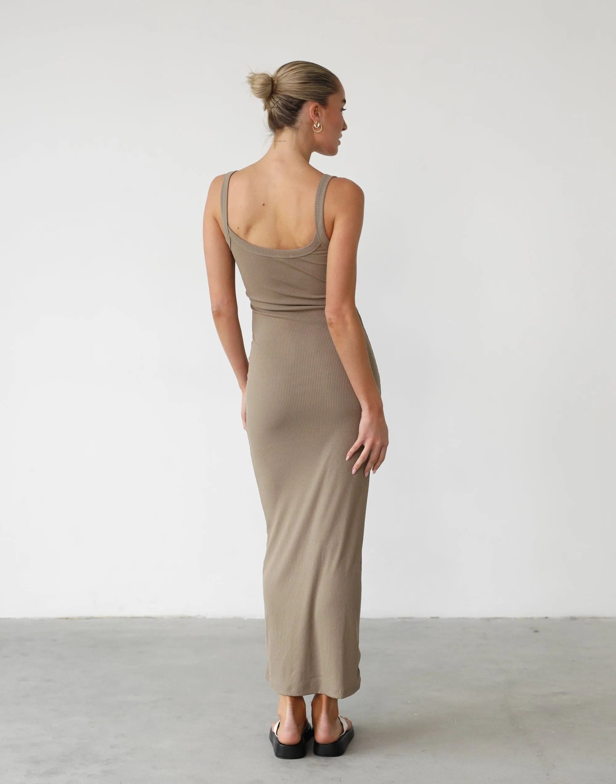 Skyler Maxi Dress (Latte)