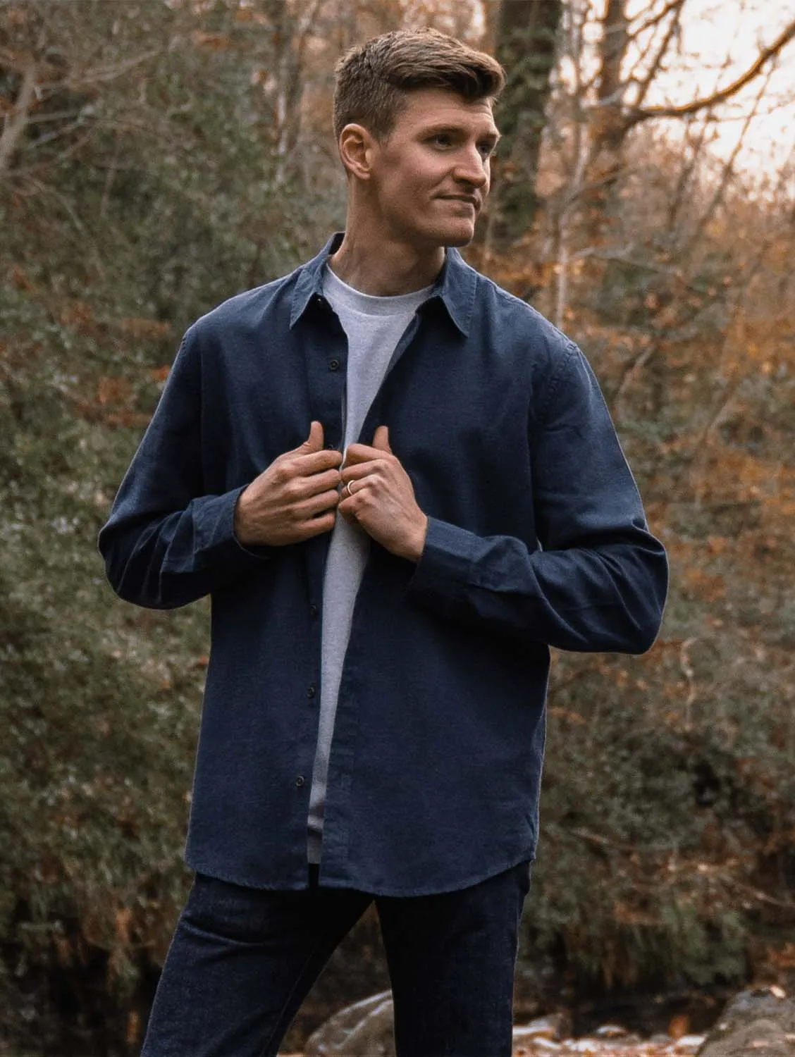 The Joseph Hemp Blend Shirt | Navy